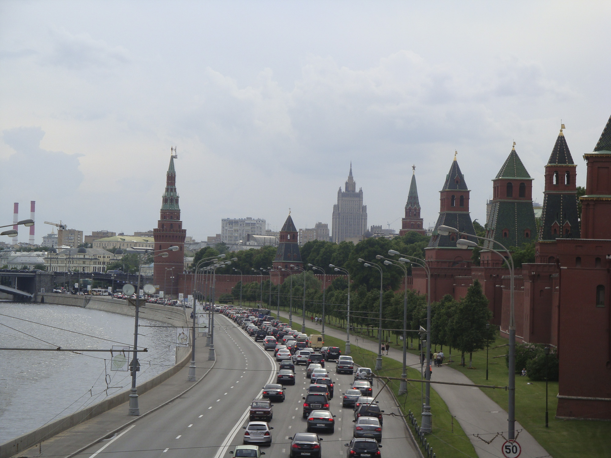 Пробка от Москворецкого моста к Каменному Пробка от Москворецкого моста к Каменному