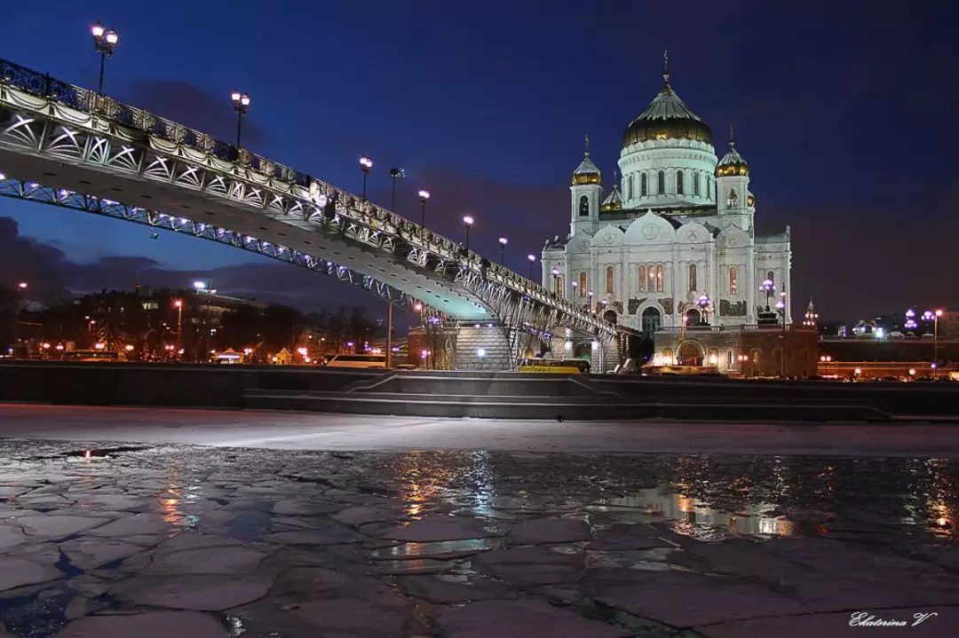 Храм Христа Спасителя Храм Христа Спасителя