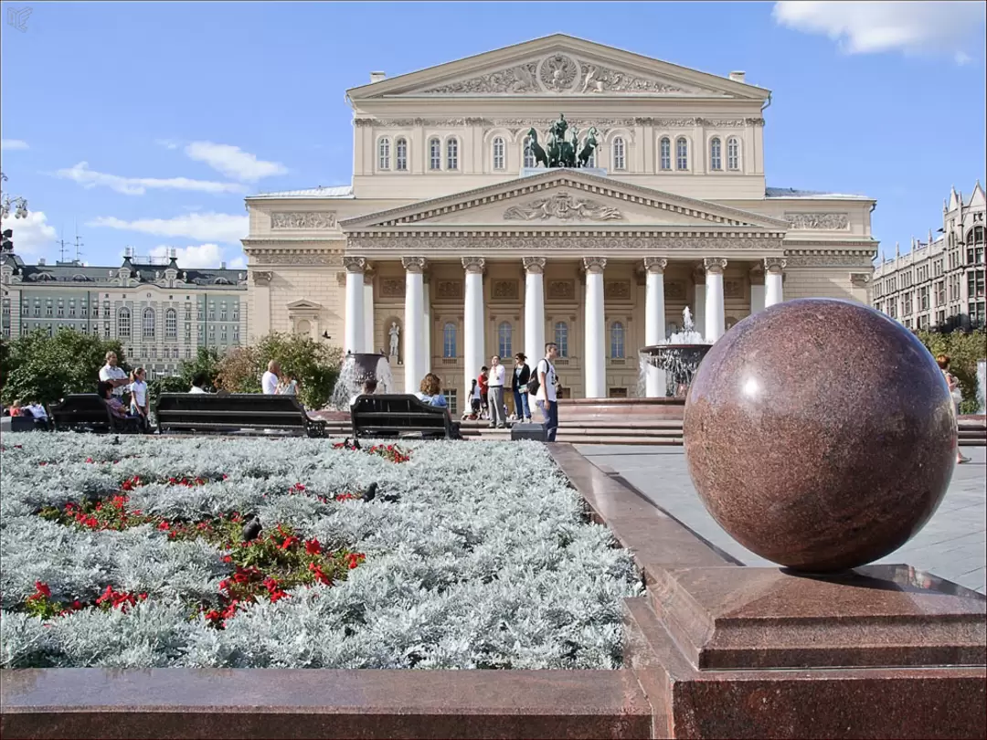 Большой театр в Москве, шар Большой театр в Москве, шар