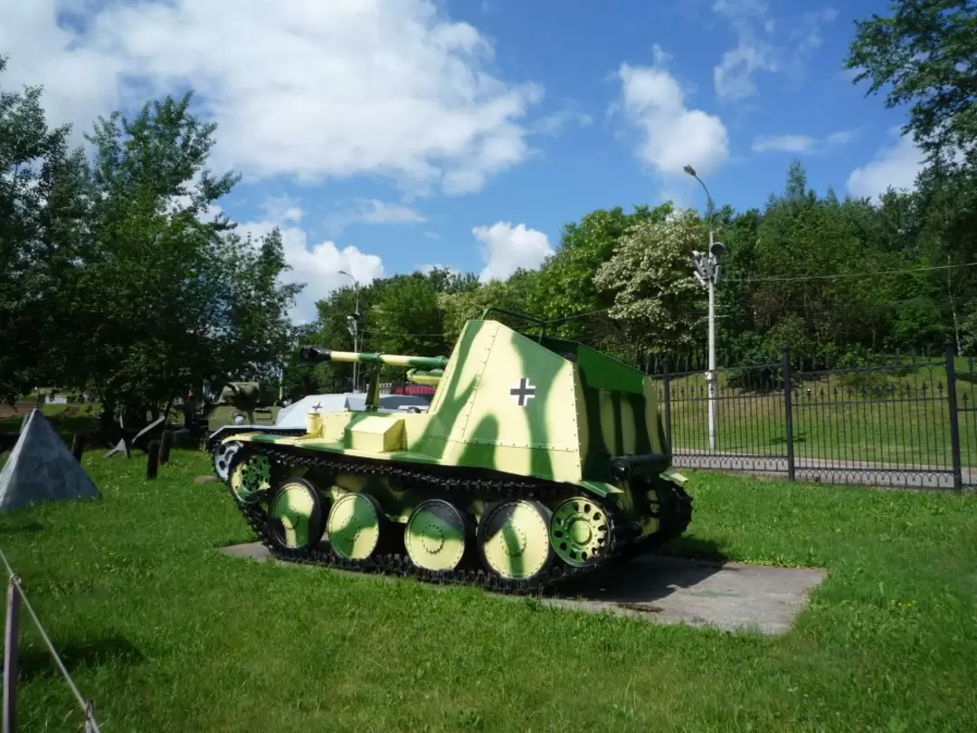 Выставка военной техники на Поклонной горе Выставка военной техники на Поклонной горе