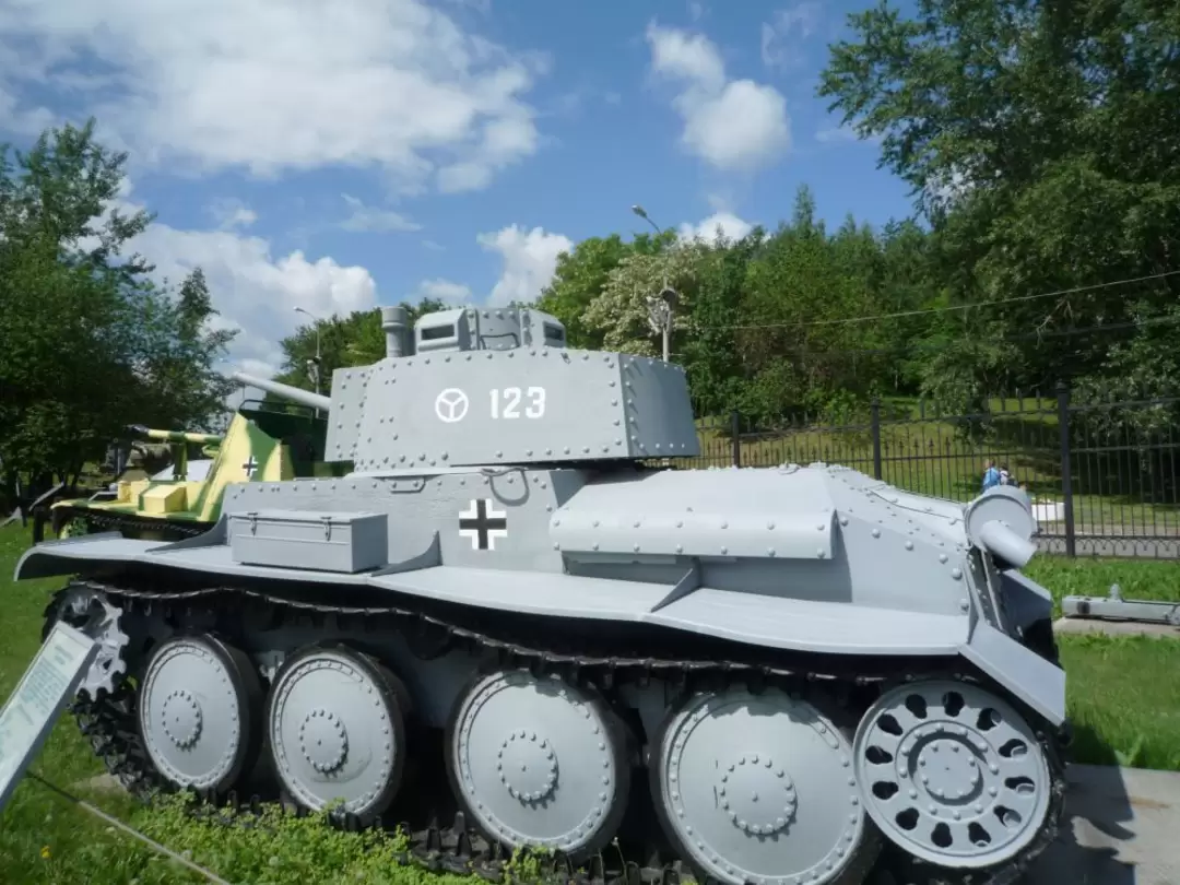 Выставка военной техники на Поклонной горе Выставка военной техники на Поклонной горе