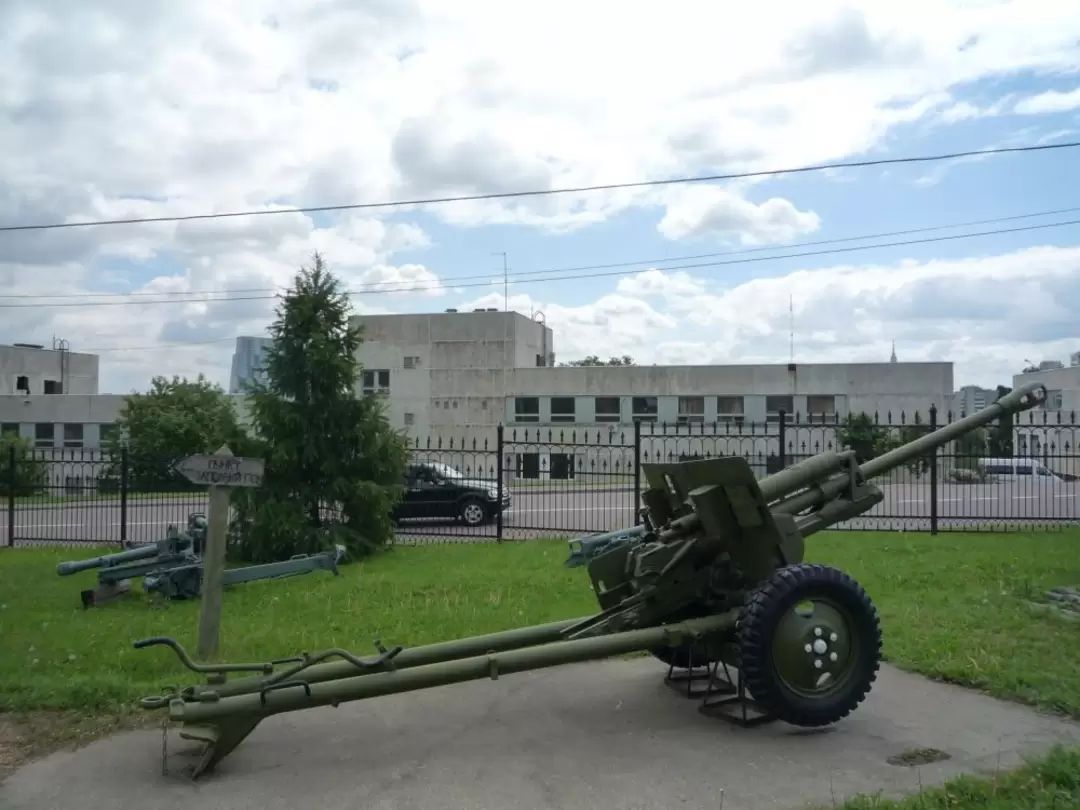 Выставка военной техники на Поклонной горе Выставка военной техники на Поклонной горе