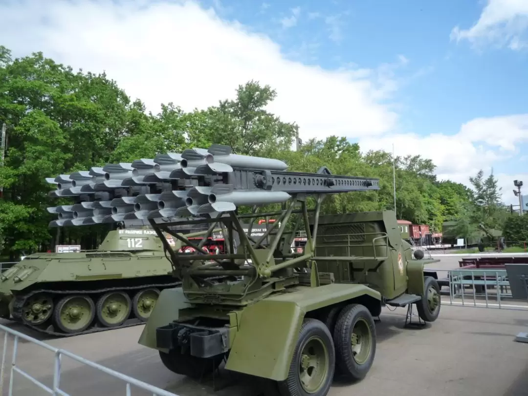Выставка военной техники на Поклонной горе Выставка военной техники на Поклонной горе