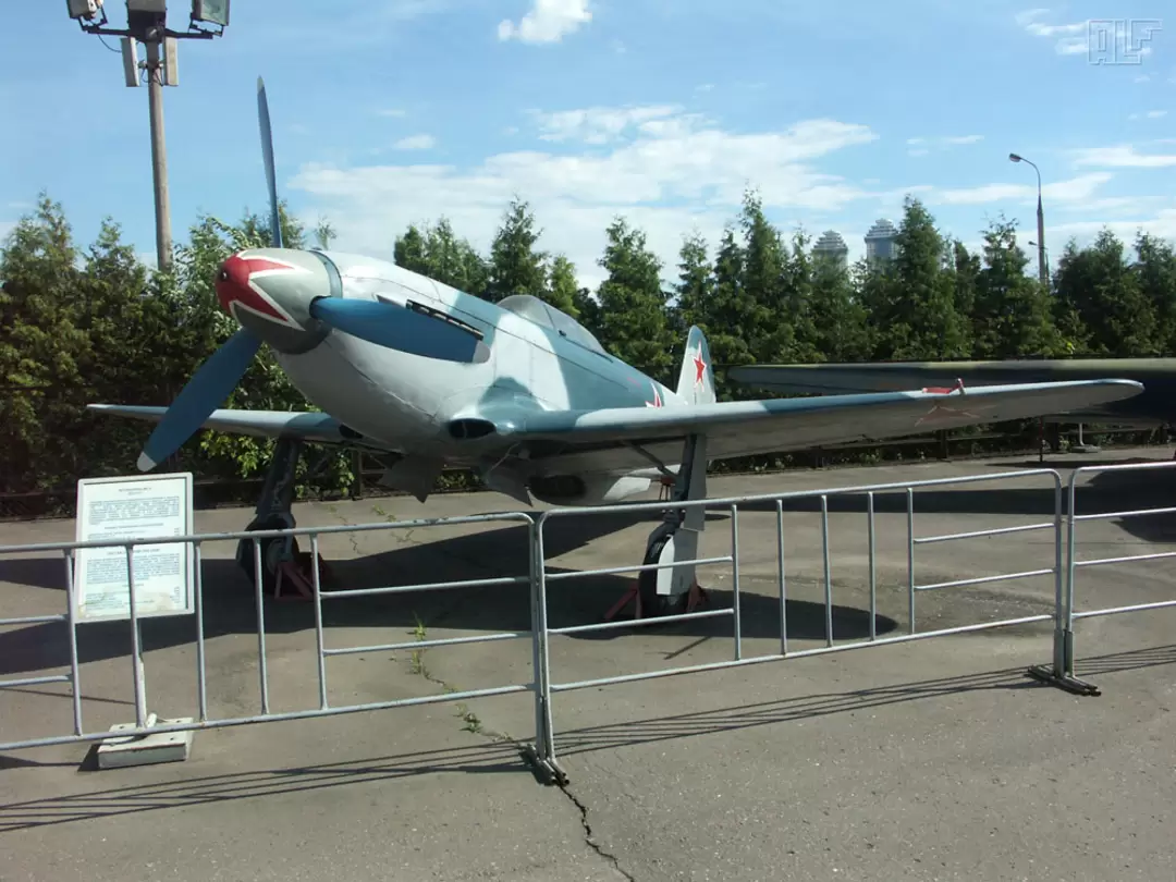 Як-3 (Яковлев) Як-3 (Яковлев)