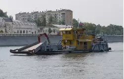Судно мусоросборщик МС-3 в Москве