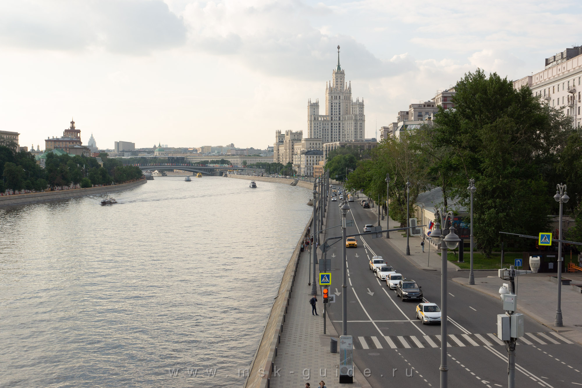 Гончарная набережная в Москве Гончарная набережная в Москве