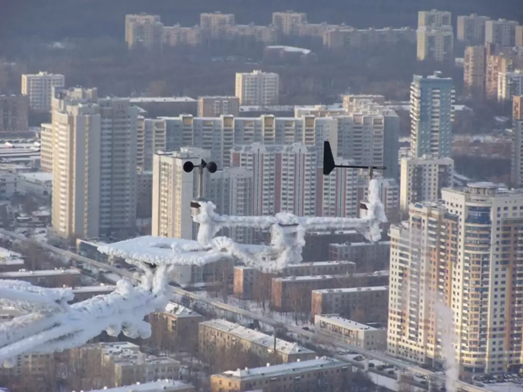 Останкинская башня, вид на Москву