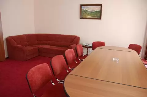 Комната для переговоров