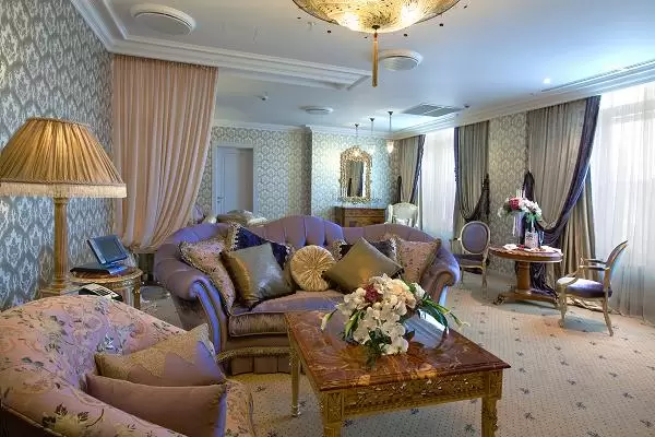 Grand Executive Suite