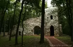 Башня-руина в Царицыно