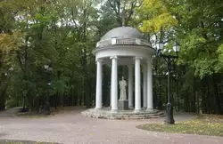 Беседка «Храм Цереры» в парке Царицыно