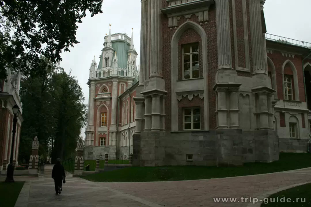 Большой дворец Большой дворец