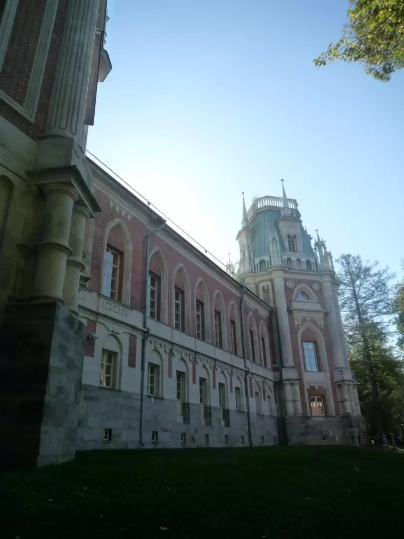 Большой дворец в усадьбе Царицыно Большой дворец в усадьбе Царицыно