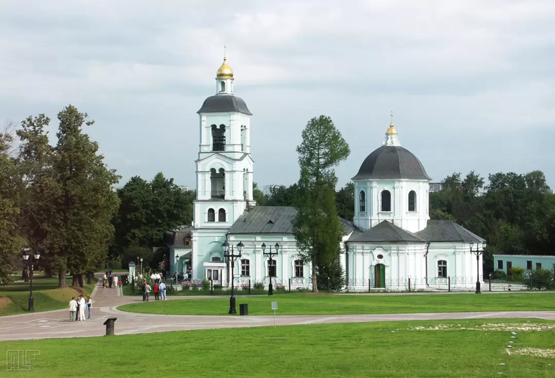 Церковь Пресвятой Богородицы Живоносный Источник в Царицыно Церковь Пресвятой Богородицы Живоносный Источник в Царицыно