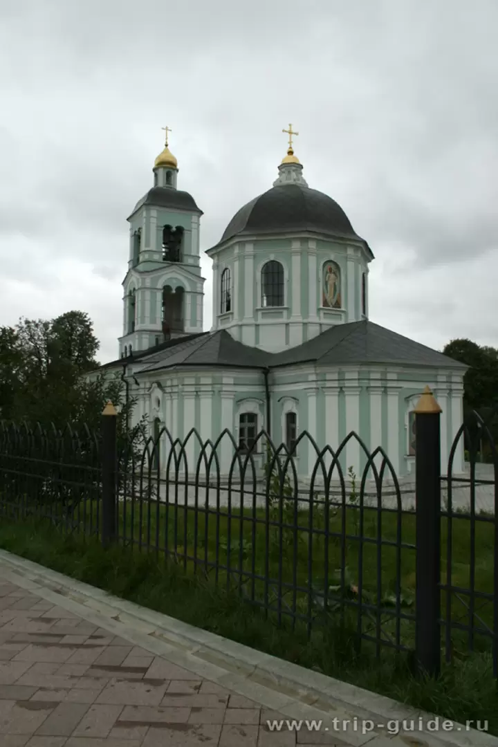 Церковь в Царицыно Церковь в Царицыно