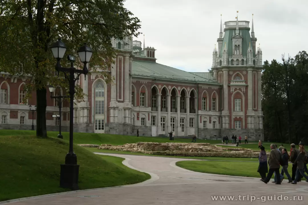 Экскурсия в Царицыно Экскурсия в Царицыно