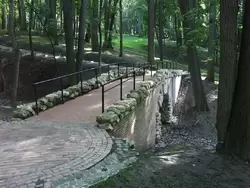Малый Гротесковый мост в парке Царицыно