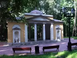 Павильон «Нерастанкино» в парке Царицыно