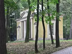 Павильон «Нерастанкино» в парке Царицыно