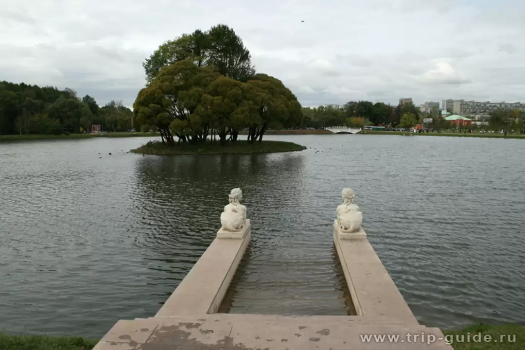 Пруд в Царицыно Пруд в Царицыно