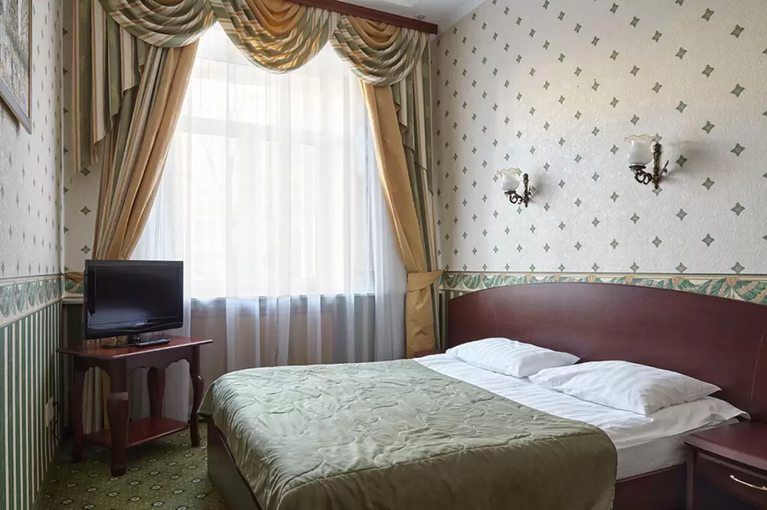 Люкс с двухспальной кроватью или с двумя отдельными в гостинице «Багратион» в Москве Люкс с двухспальной кроватью или с двумя отдельными в гостинице «Багратион» в Москве