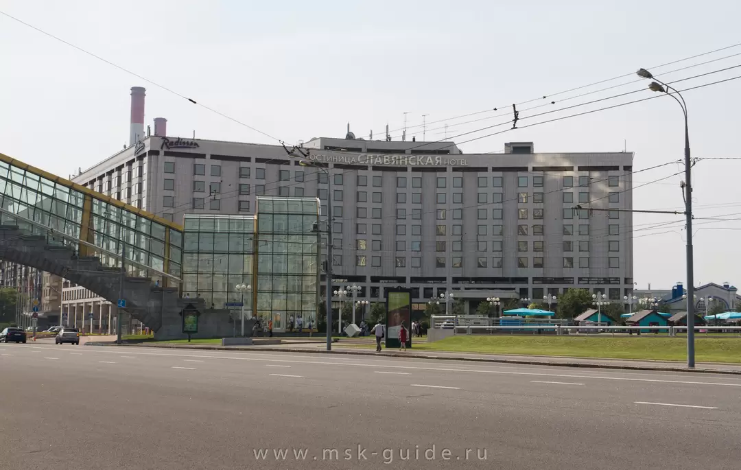 Гостиница «Рэдиссон Славянская» в Москве Гостиница «Рэдиссон Славянская» в Москве